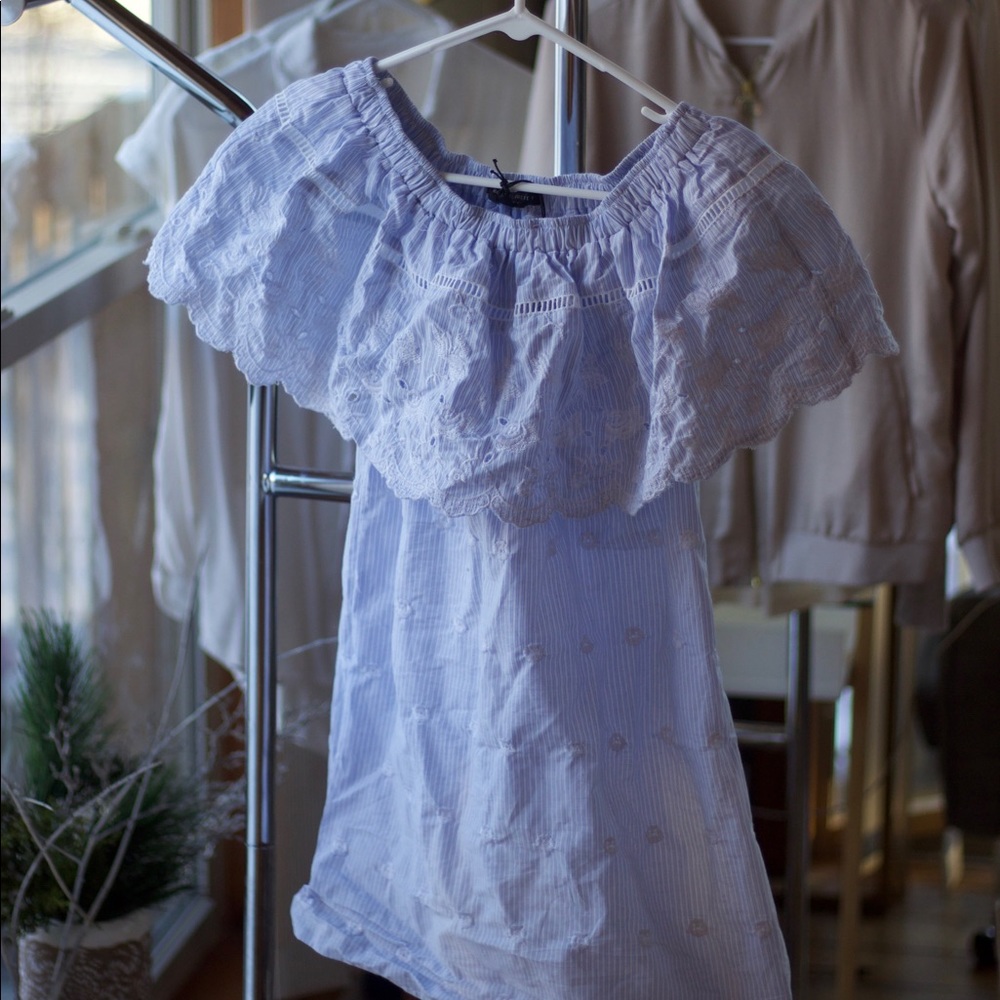 *SUMMER VIBES* Blue/white - off shoulder tunic